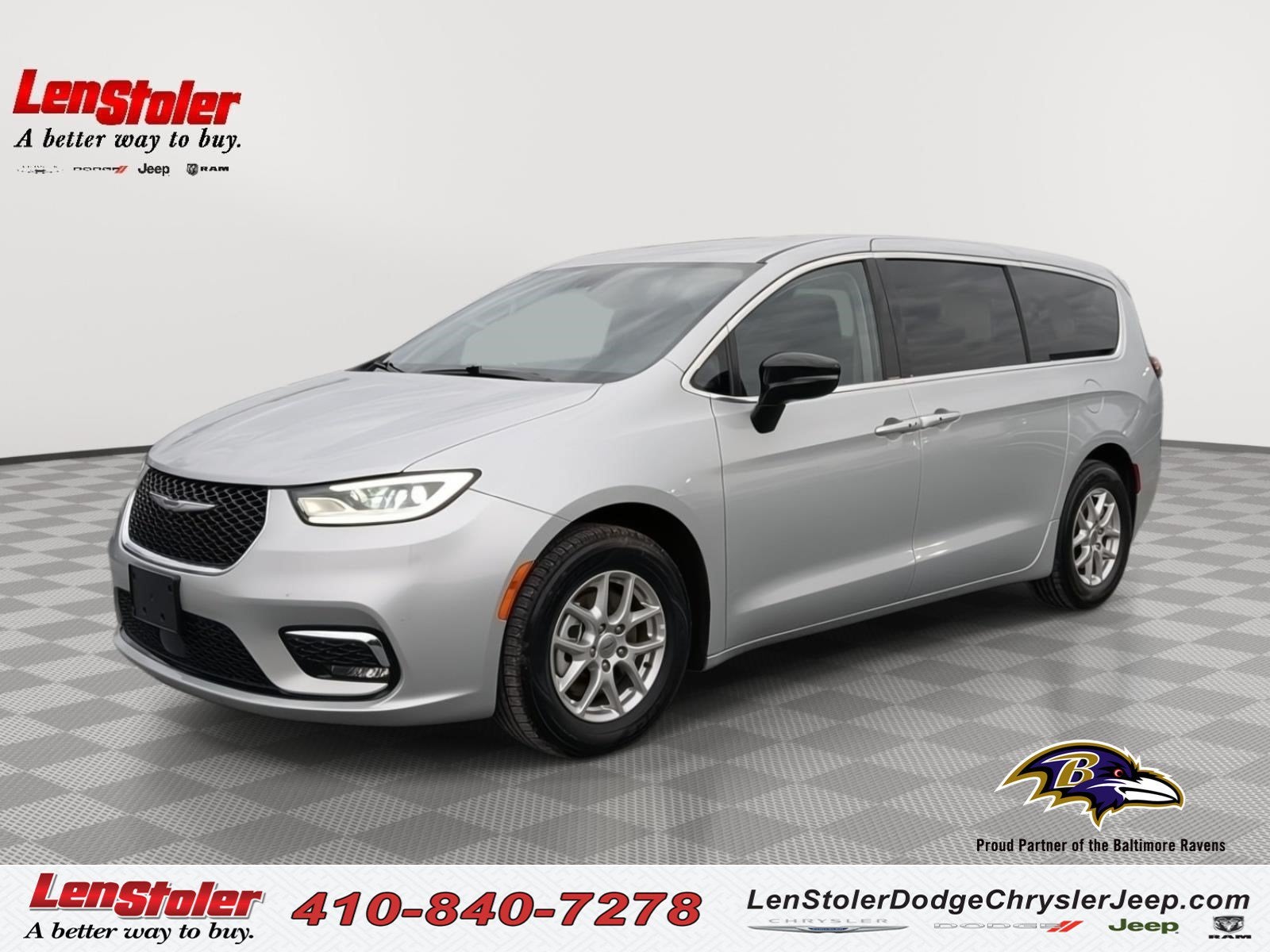 2024 Chrysler Pacifica Touring L in Silver Mist Clearcoat — front three-quarter view