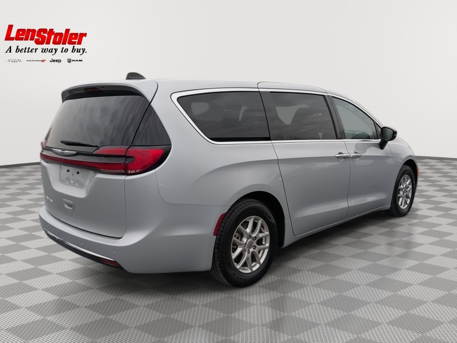 2024 Chrysler Pacifica — detail view