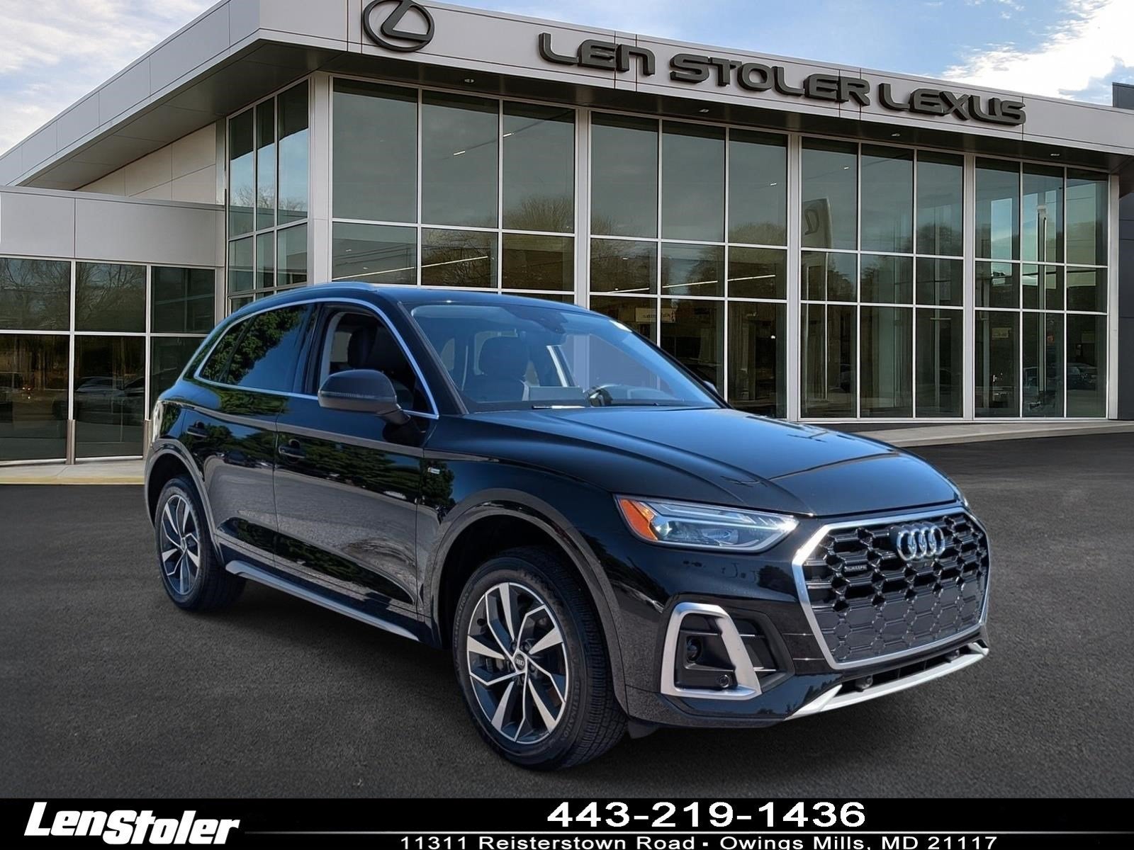 2023 Audi Q5 S line Premium Plus in Black Metallic — front three-quarter view